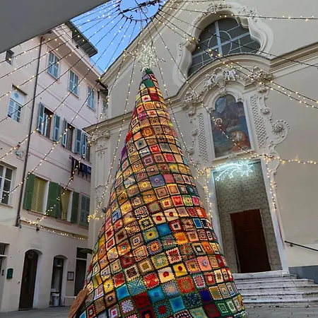 Magici Ricordi-bordighera Alta アパート